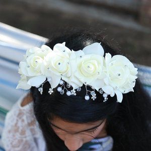 NWT White Floral Wedding/Flower Girl Headband